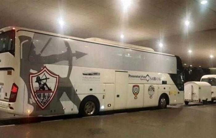 وصول حافلة الزمالك لـ ستاد السلام لمواجهة البنك الأهلي بـ دوري نايل