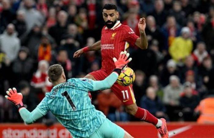 محمد صلاح يسجل هدف ليفربول الثاني في شباك برايتون.. فيديو