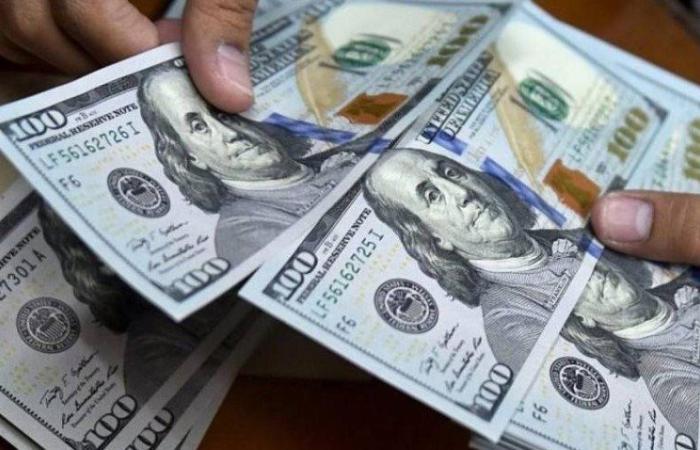 الحق غير الدولارات اللي معاك.. ارتفاع سعر الأخضر خلال التعاملات المسائية اليوم الأربعاء