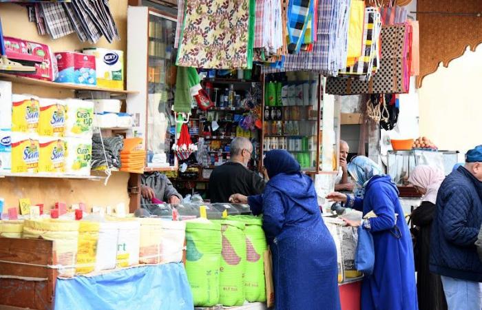 مزور يعترف بقوة "الحانوت" .. واحجيرة يطمح لتطوير التجارة الخارجية