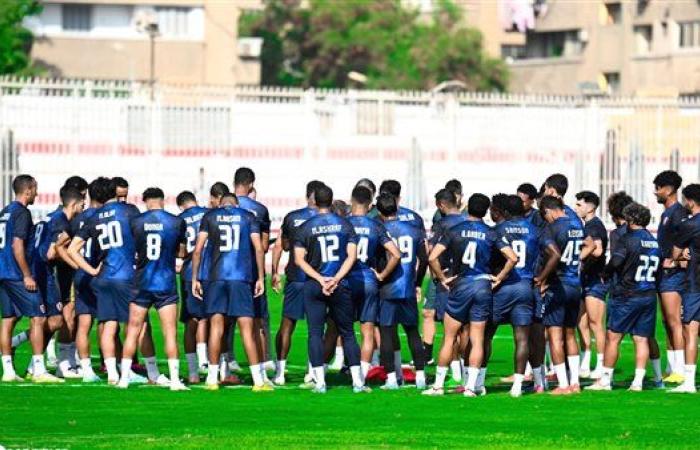 تدريبات بدنية للاعبي الزمالك على هامش مران اليوم