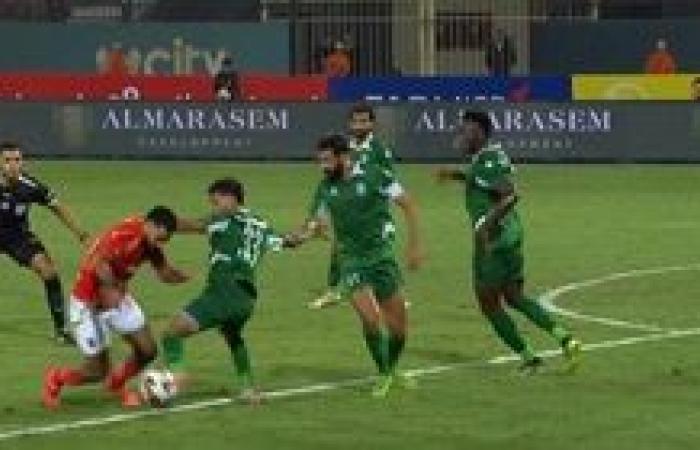 التعادل السلبي بين الأهلي والاتحاد يسيطر على أحداث الشوط الأول