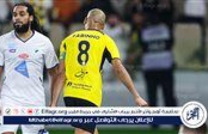 الاتحاد يخطف صدارة الدوري السعودي من الهلال بفوزه على الفتح