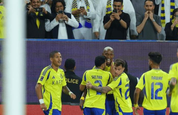 رئيس بشيكتاش يكشف موقفه من التعاقد مع نجم النصر السعودي