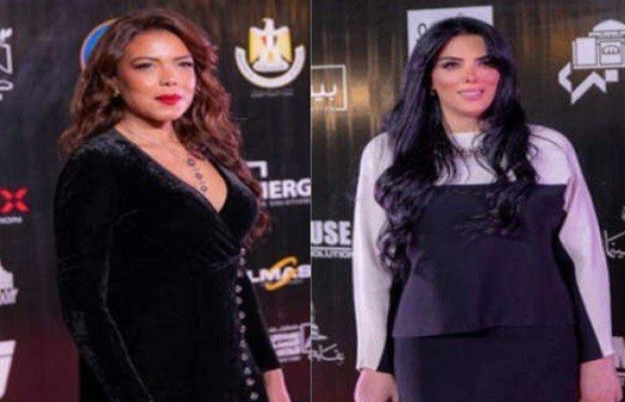 الفنانة ناهد السباعي تُثير الجدل بهذا التصرف مع حورية فرغلي.. ما القصة؟