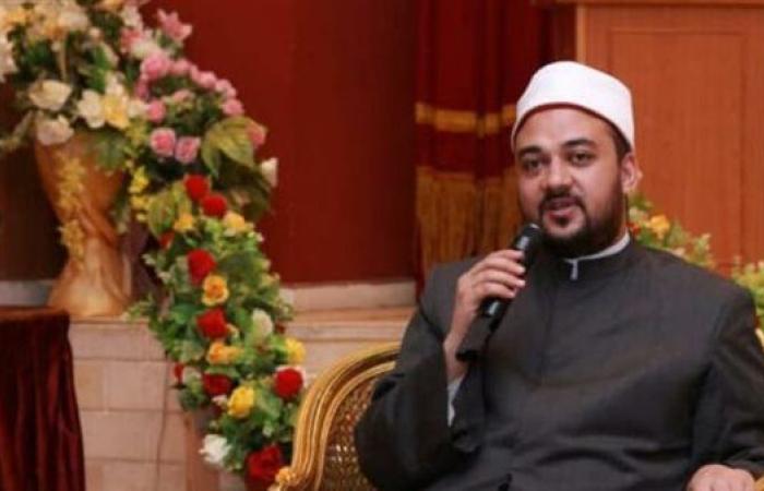 أحمد نبوي: الاهتمام بالحب والحنان مع الأطفال هو أساس بناء الشخصية السوية