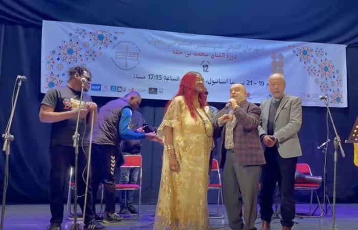 مهرجان الموسيقيين المكفوفين