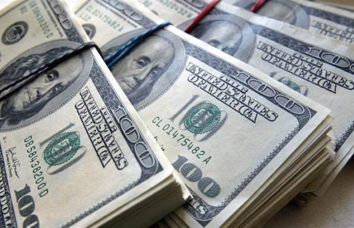 سعر الدولار اليوم الإثنين 23-12-2024 بختام التعاملات في البنوك