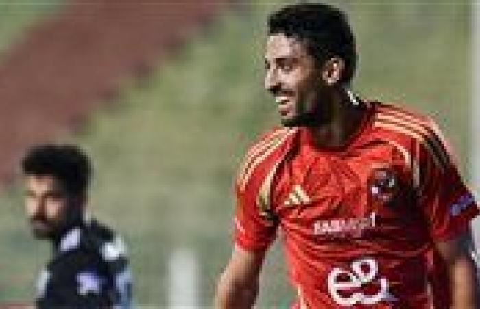 طاهر محمد طاهر على رأس غيابات الأهلي أمام المصري في الدوري