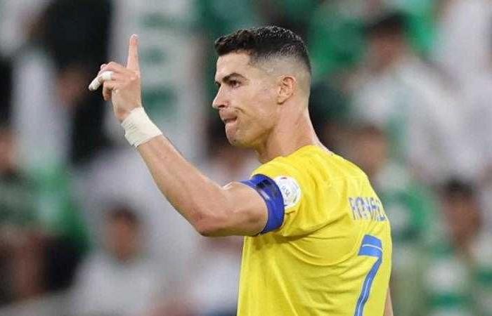 النصر السعودي يراقب موقف رونالدو من تجديد عقده