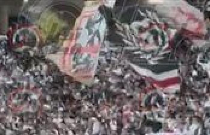 أسياد إفريقيا من زمان.. جماهير الزمالك تشعل مدرجات برج العرب خلال لقاء المصري في الكونفيدرالية