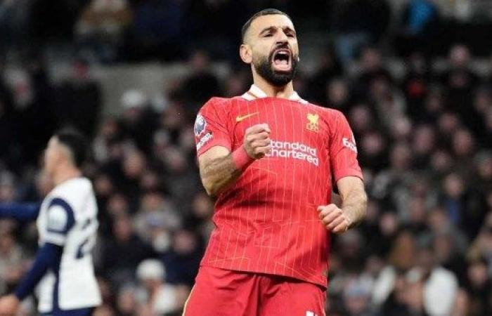 محمد صلاح «يقصف جبهة» كاراجر بسبب أزمة تعاقده مع ليفربول