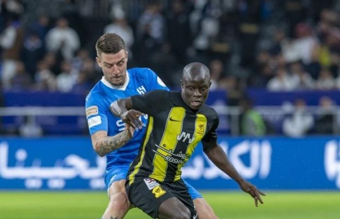 القنوات الناقلة لمباراة الهلال والاتحاد اليوم