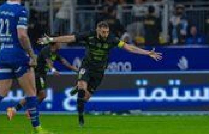 اتحاد جدة ينتصر على الهلال بركلات الترجيح ويصعد لنصف نهائي كأس خادم الحرمين الشريفين