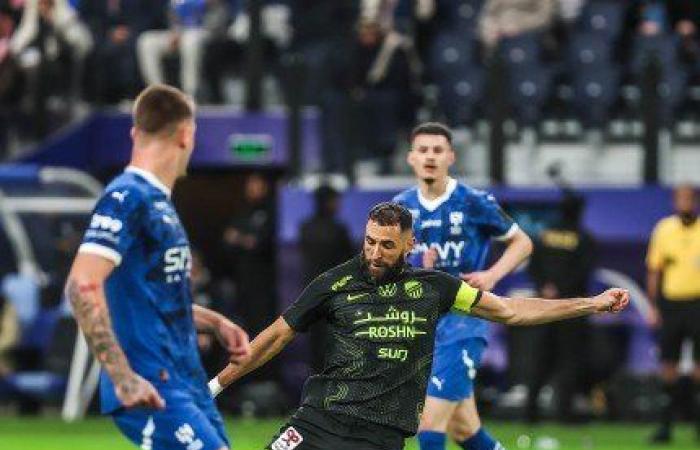 بنزيما يعلق بالعربية بعد فوز الاتحاد على الهلال بكأس الملك