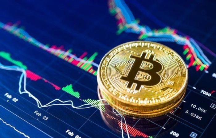 تغرد فوق الـ94 ألف دولار.. ارتفاع سعر «بيتكوين» رغم تراجع العملات الرقمية اليوم.. ماذا يحدث في سوق الكريبتو؟