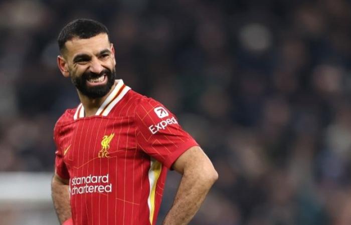 محمد صلاح يقبل عرض الهلال وليفربول يتحرك لإحباط الصفقة