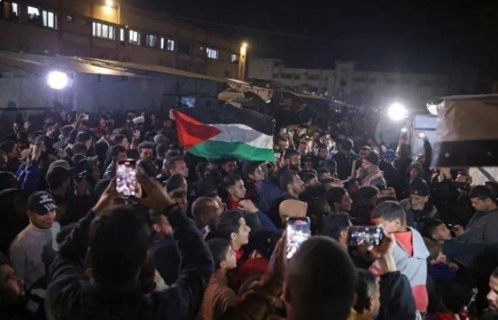 شاهد بالفيديو.. مظاهر فرحة الفلسطينين وشكرهم لمصر بعد دورها الكبير فى وقف الحرب على غزة