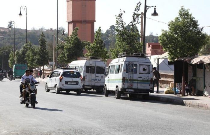 تقنين وتسوية وضعية قطاع النقل السري يجُرّان انتقادات المهنيين في المغرب