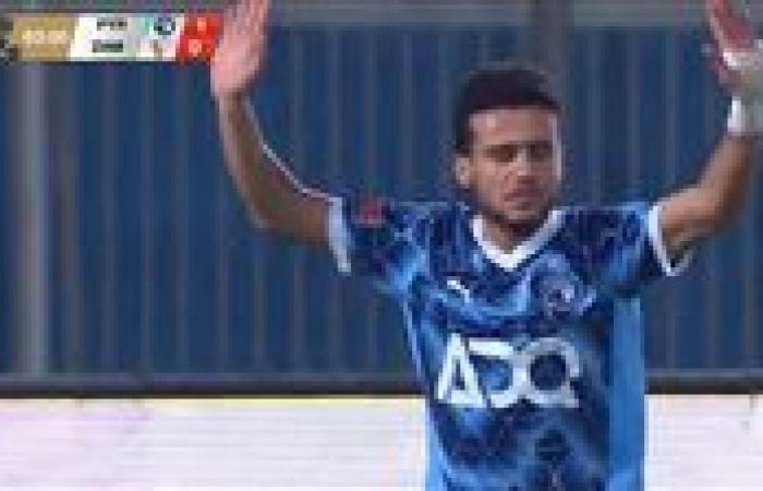 الدوري المصري الممتاز: مصطفى فتحي يسجل الهدف الثاني لفريق بيراميدز في مرمى الزمالك في الدقيقة 64